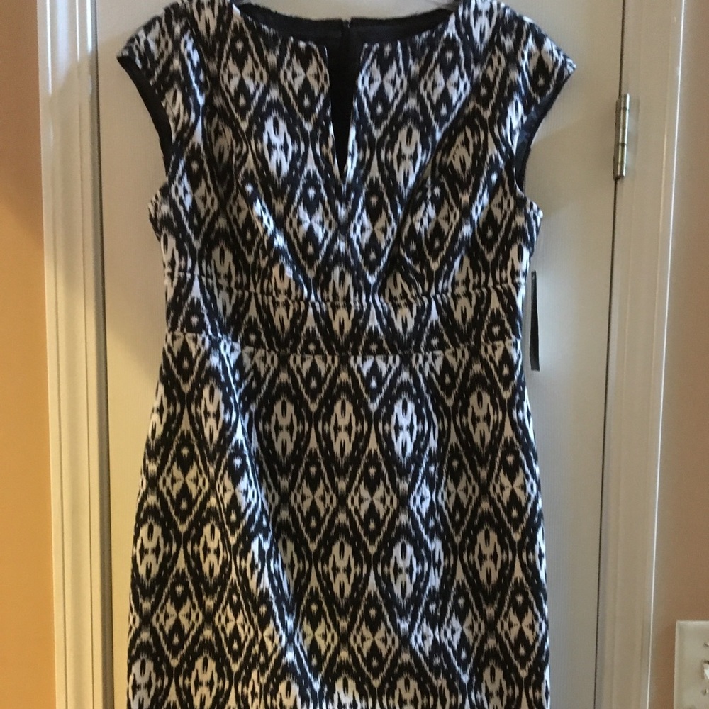 Jones New York sheath Dress